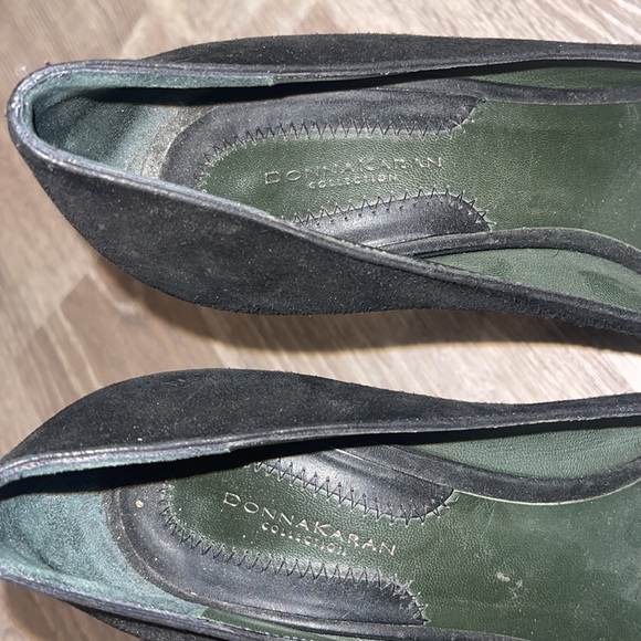 Donna Karan Collection Black Suede Platforms - Picture 6 of 8